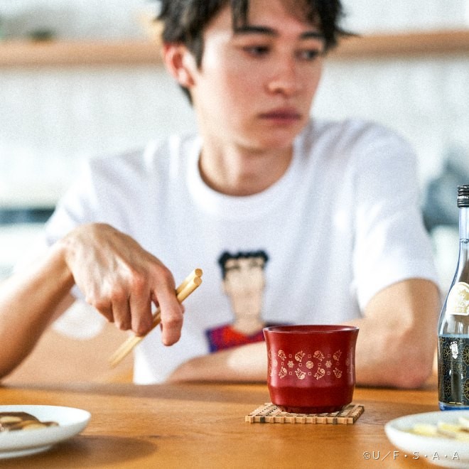 佐藤商事 川連漆器 × 蠟筆小新（紅） 2